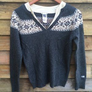 the north face gray and white fair isle sweater size s